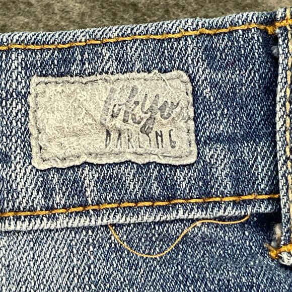 Tokyo Darling‎ Super High Waisted Shorty Shorts Women's Size 8 Distressed Denim - Picture 10 of 11